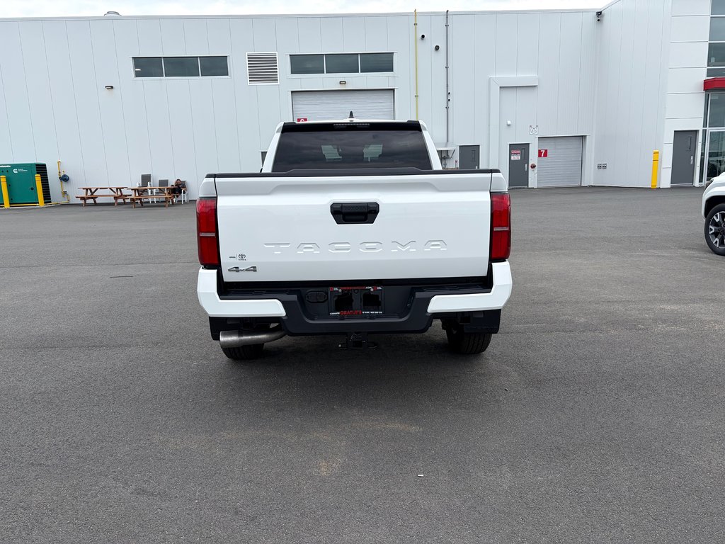 Toyota Tacoma SR5 2026 à Amos, Québec - 6 - w1024h768px