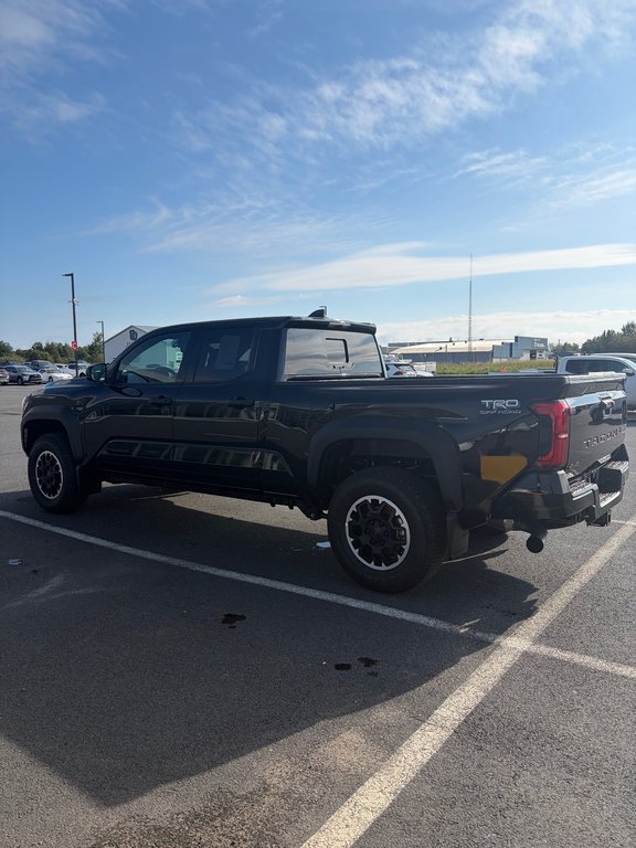 2026 Toyota Tacoma TRD Off Road in Amos, Quebec - 3 - w1024h768px