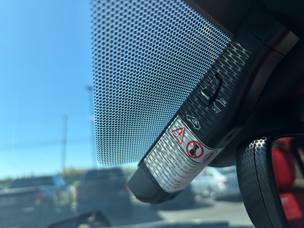 2026 Toyota Tundra Hybrid TRD PRO in Amos, Quebec - 18 - w1024h768px
