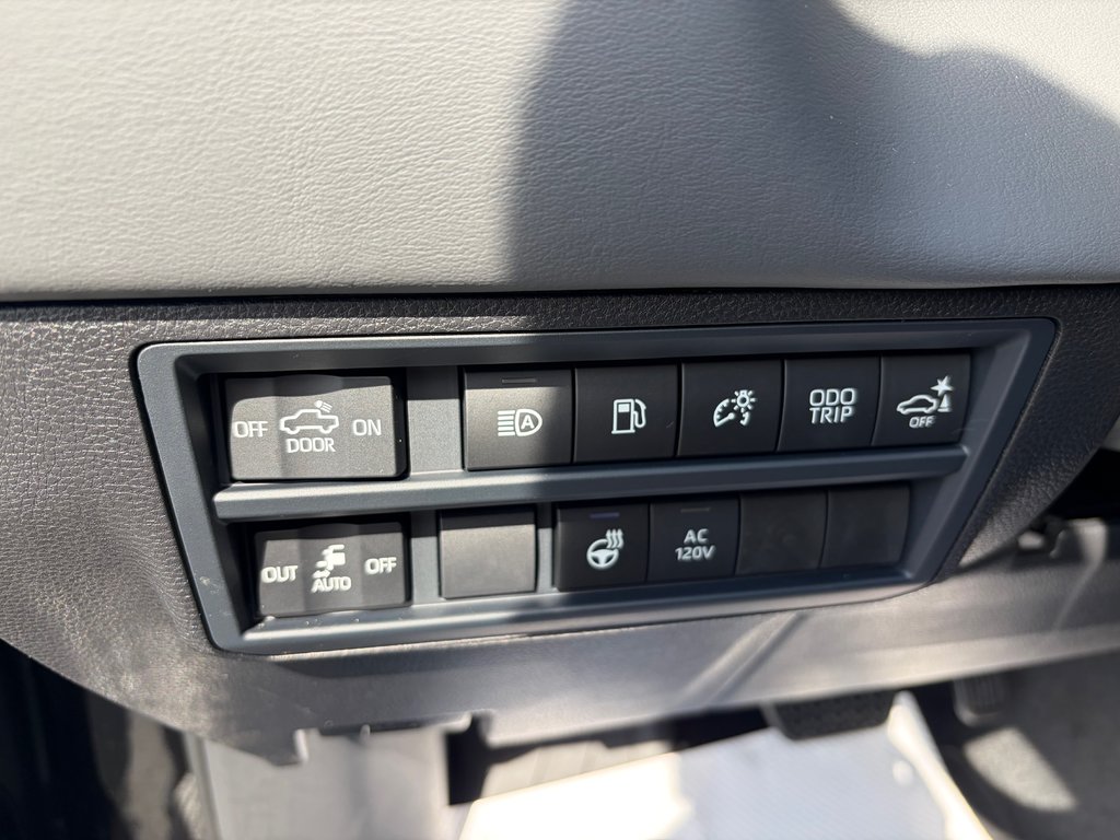 2026 Toyota Tundra Hybrid CAPSTONE in Amos, Quebec - 17 - w1024h768px