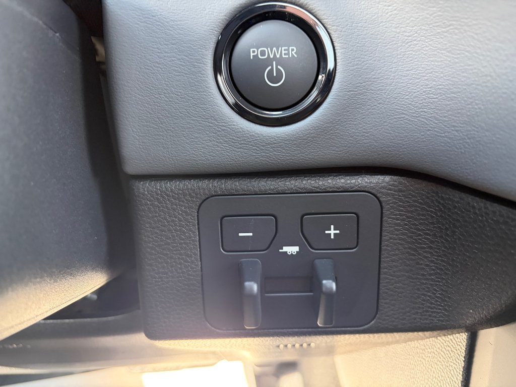 2026 Toyota Tundra Hybrid CAPSTONE in Amos, Quebec - 22 - w1024h768px