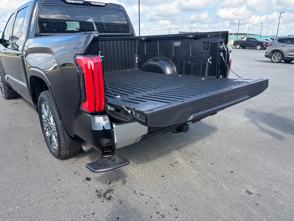 2026 Toyota Tundra Hybrid CAPSTONE in Amos, Quebec - 6 - w1024h768px