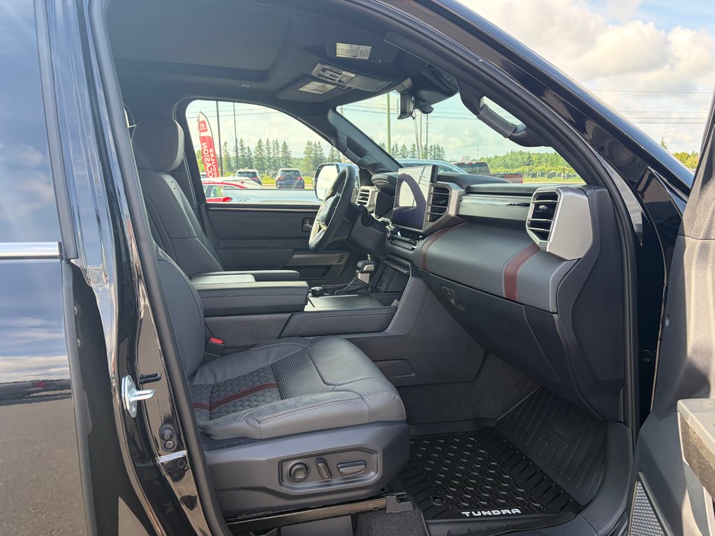 2026 Toyota Tundra Hybrid CAPSTONE in Amos, Quebec - 14 - w1024h768px