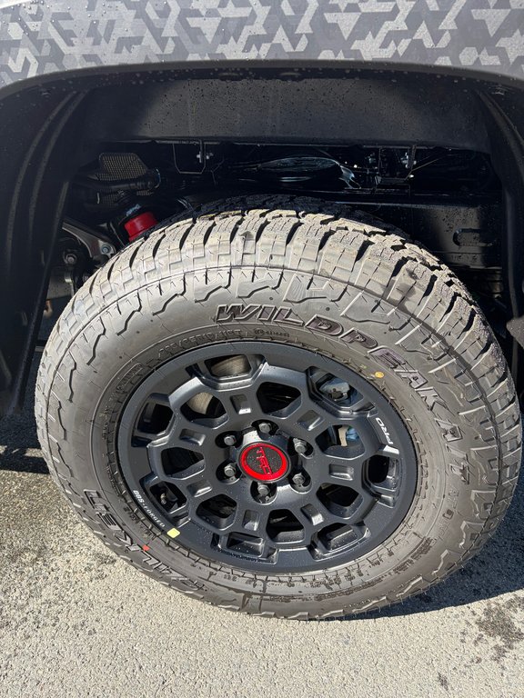 2026 Toyota Tundra Hybrid TRD PRO in Amos, Quebec - 11 - w1024h768px