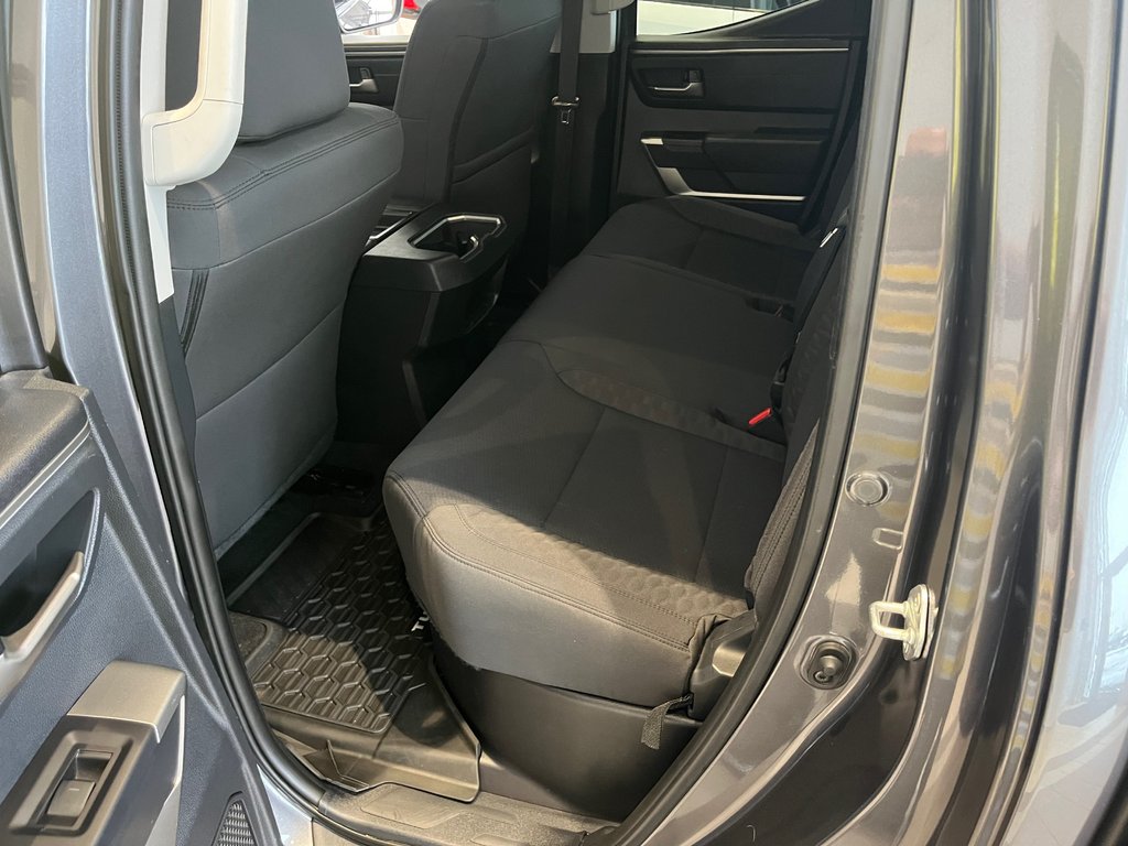 Toyota Tundra SR5 2022 à Amos, Québec - 9 - w1024h768px