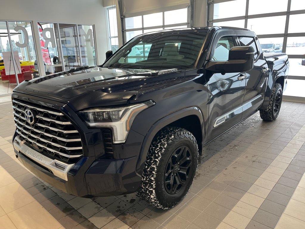 Toyota Tundra Capstone Hybrid 2023 à Amos, Québec - 4 - w1024h768px