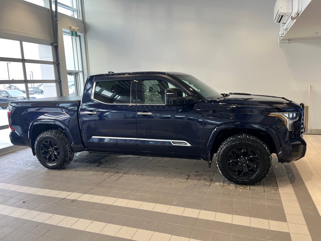 Toyota Tundra Capstone Hybrid 2023 à Amos, Québec - 2 - w1024h768px