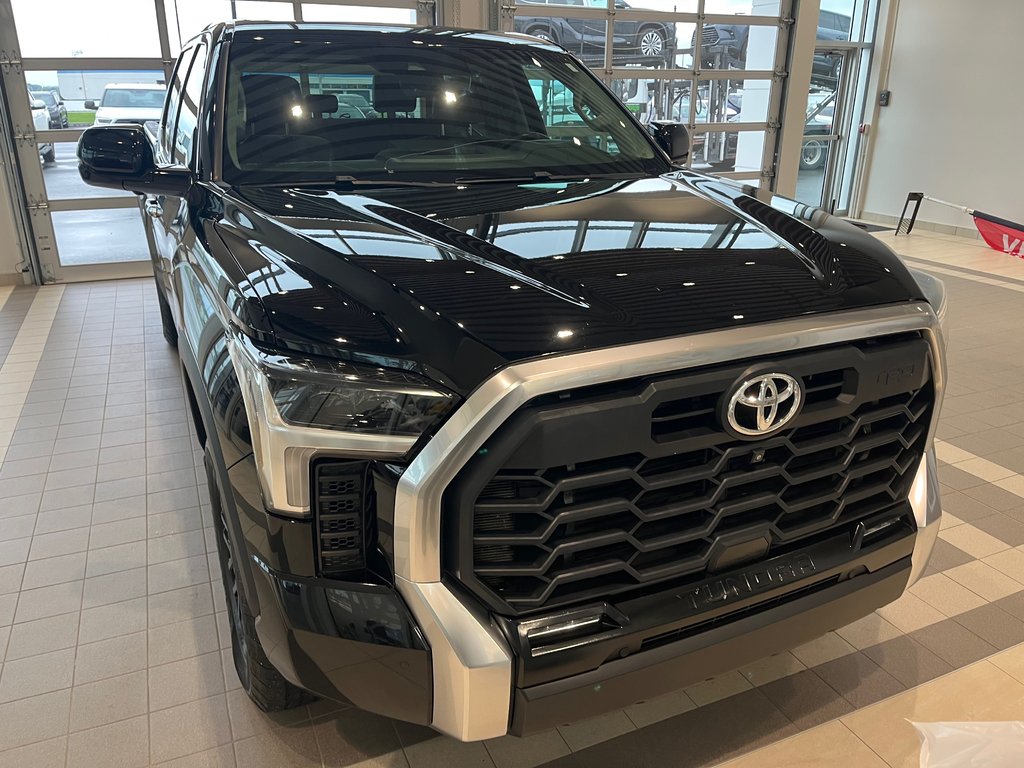 2023 Toyota Tundra Limited TRD OFF ROAD in Amos, Quebec - 2 - w1024h768px