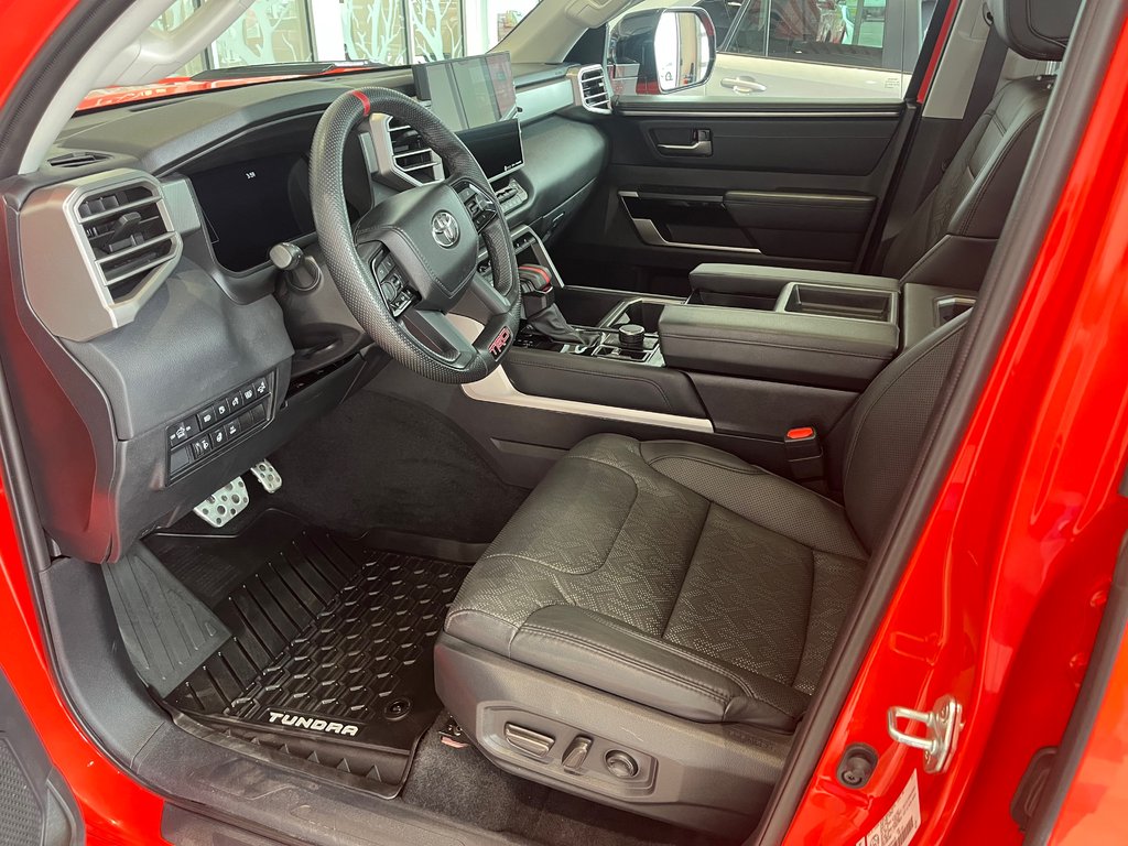 Toyota Tundra Limited Hybrid 2024 à Amos, Québec - 11 - w1024h768px