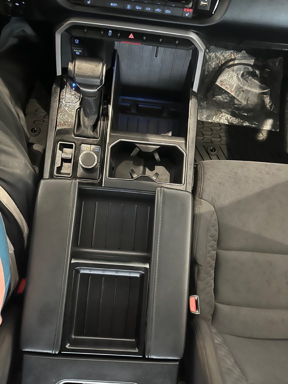 Toyota Tundra SR5 2024 à Amos, Québec - 17 - w1024h768px