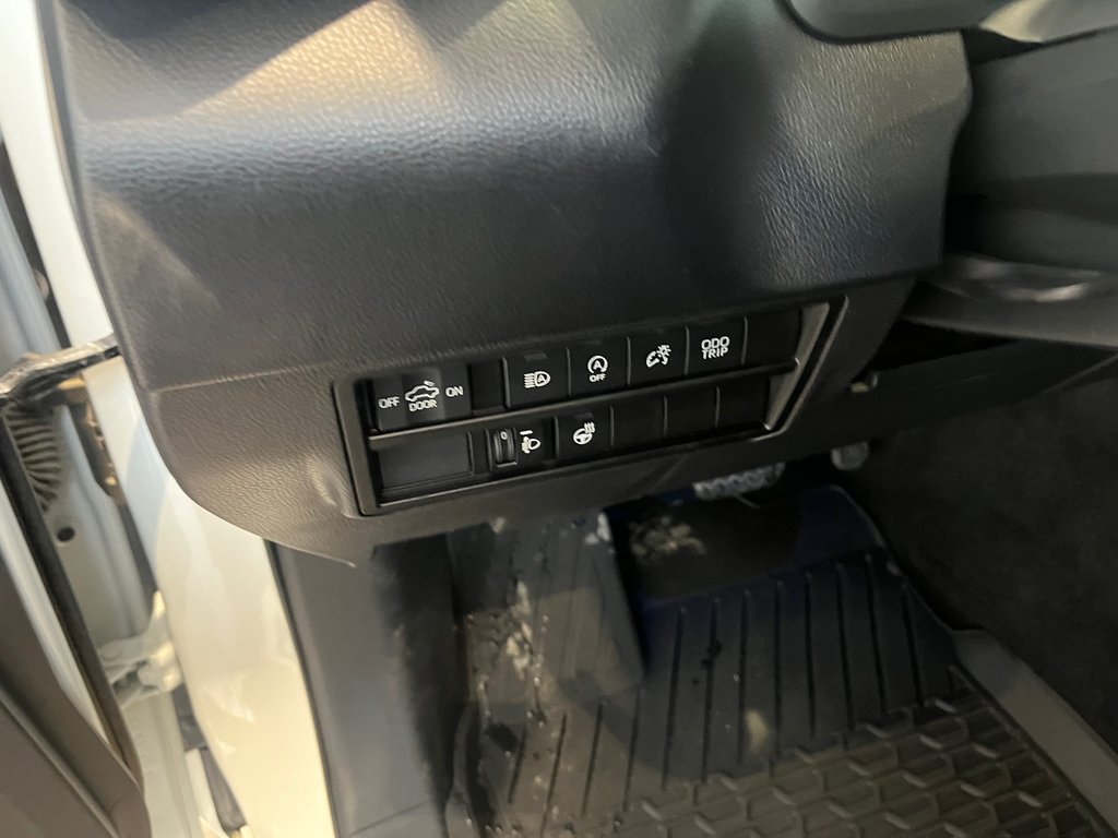 Toyota Tundra SR5 2024 à Amos, Québec - 11 - w1024h768px