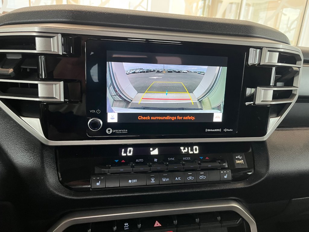 2024 Toyota Tundra SR5 in Amos, Quebec - 14 - w1024h768px