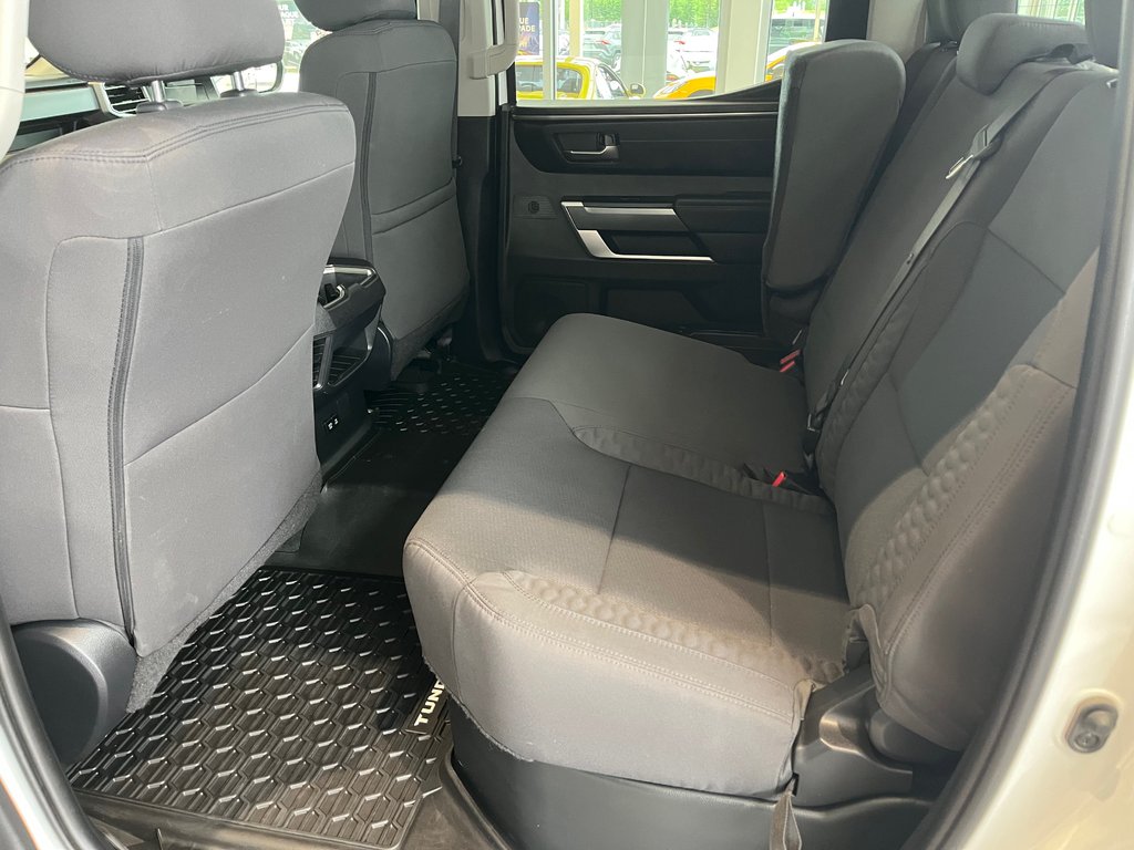 2024 Toyota Tundra SR5 in Amos, Quebec - 7 - w1024h768px