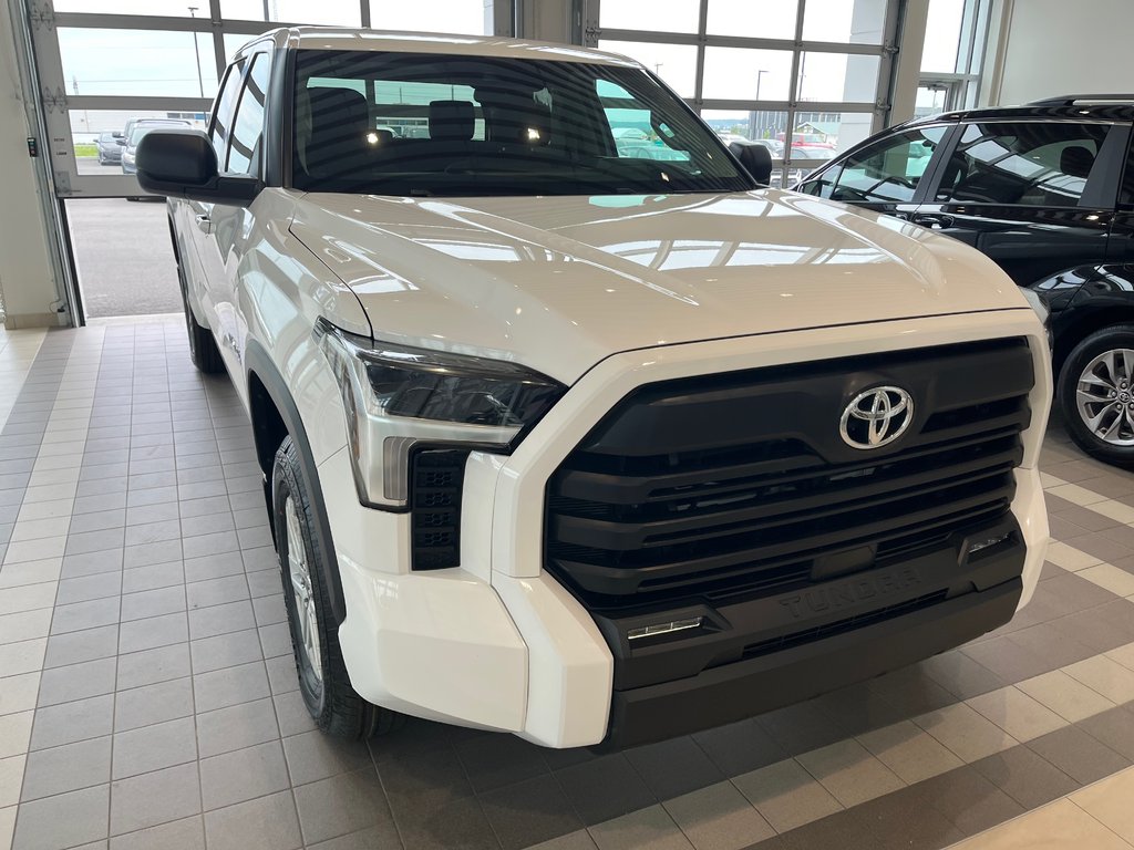 2024 Toyota Tundra SR5 in Amos, Quebec - 2 - w1024h768px
