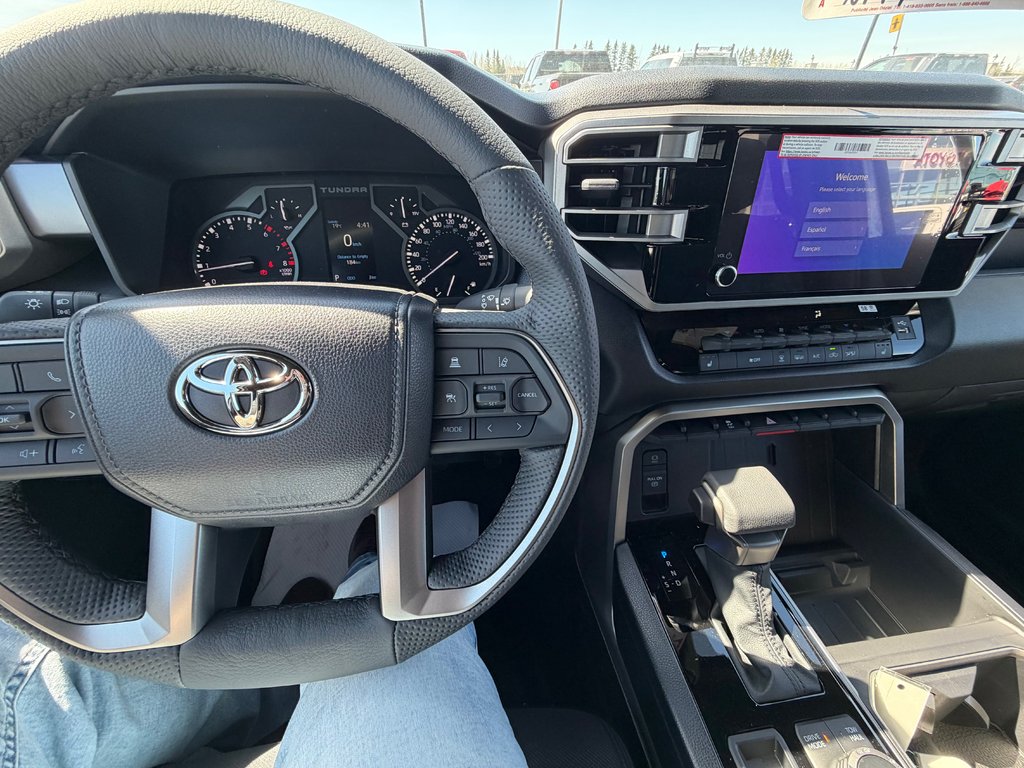 2026 Toyota Tundra SR5 in Amos, Quebec - 8 - w1024h768px