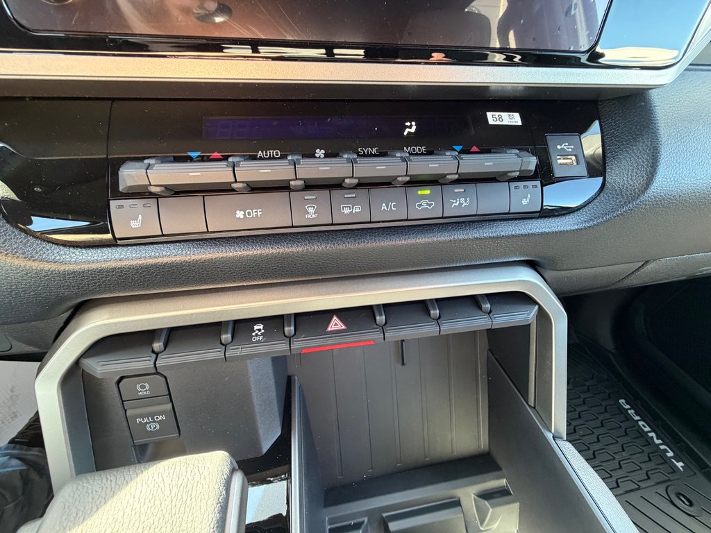 2026 Toyota Tundra SR5 in Amos, Quebec - 9 - w1024h768px