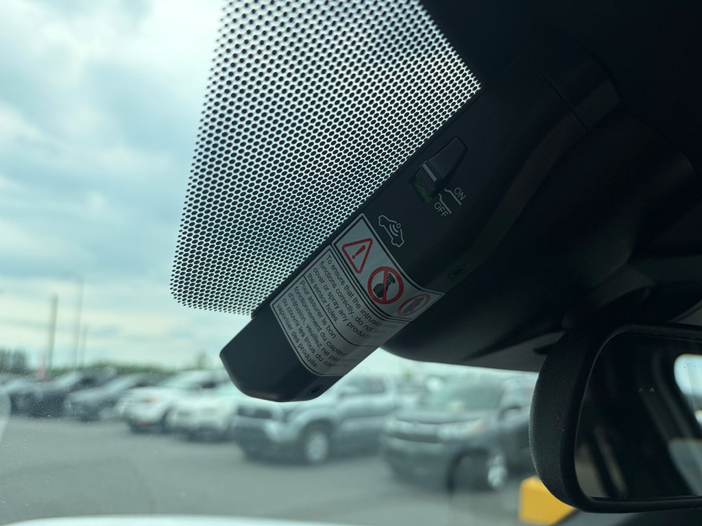 2026 Toyota Tundra SR5 L in Amos, Quebec - 13 - w1024h768px