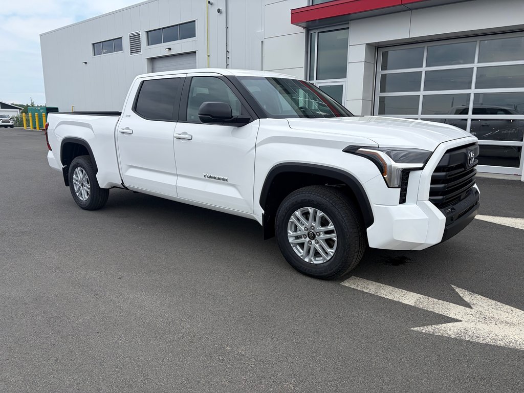 2026 Toyota Tundra SR5 L in Amos, Quebec - 2 - w1024h768px