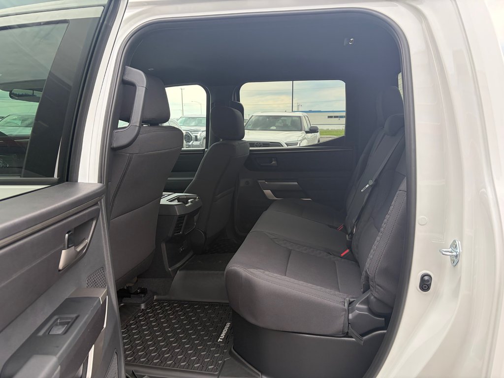 2026 Toyota Tundra SR5 L in Amos, Quebec - 6 - w1024h768px