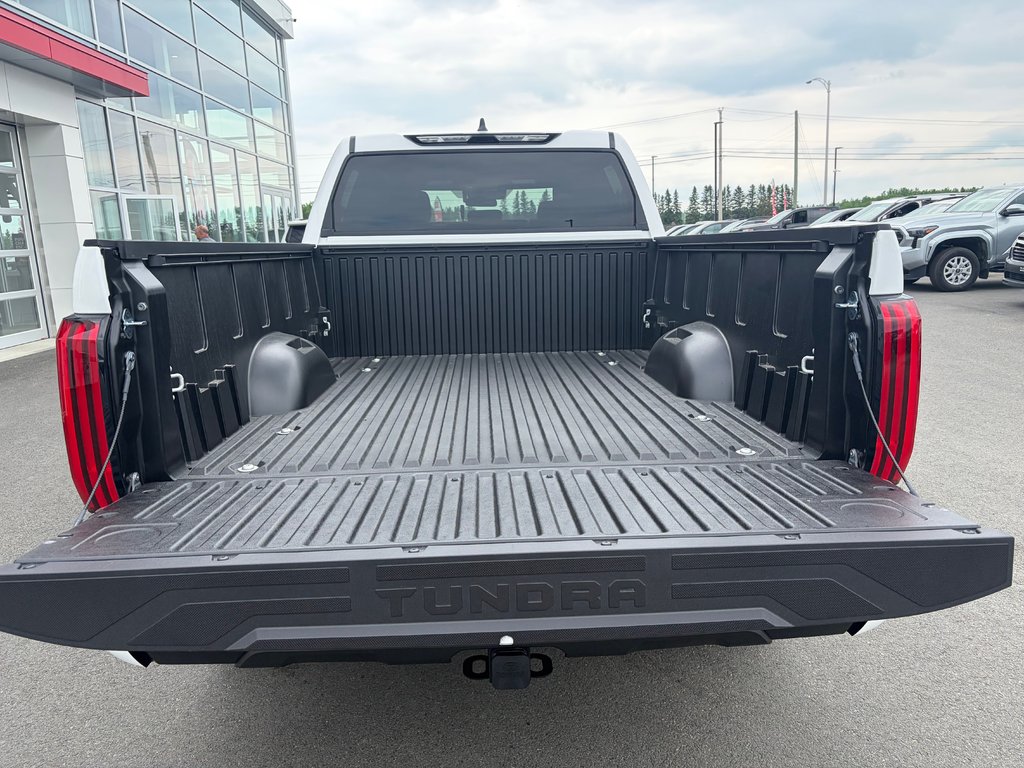 2026 Toyota Tundra SR5 L in Amos, Quebec - 5 - w1024h768px