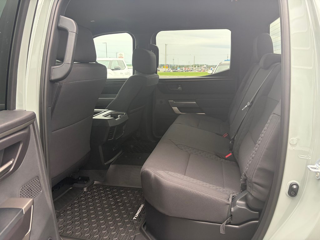 Toyota Tundra TRD OFF ROAD 2026 à Amos, Québec - 10 - w1024h768px