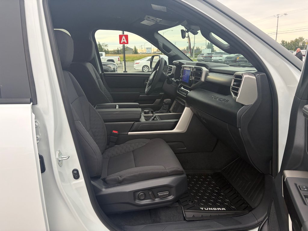 2026 Toyota Tundra TRD OFF ROAD in Amos, Quebec - 7 - w1024h768px