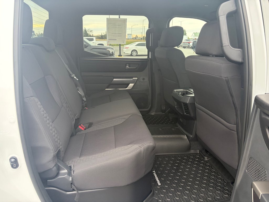2026 Toyota Tundra TRD OFF ROAD in Amos, Quebec - 8 - w1024h768px