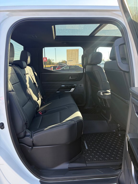 Toyota Tundra LIMITED NIGHTSHADE 2026 à Amos, Québec - 11 - w1024h768px