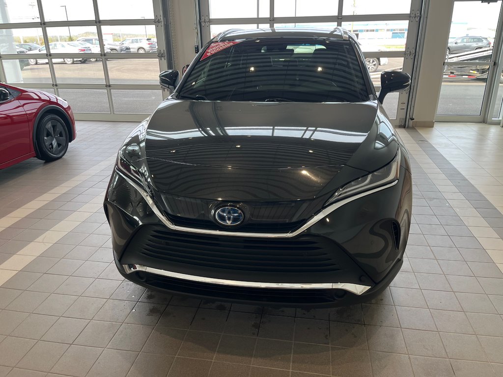 Toyota Venza XLE 2021 à Amos, Québec - 2 - w1024h768px