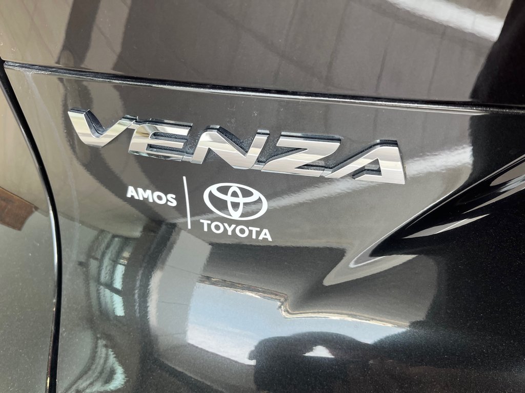 Toyota Venza XLE 2021 à Amos, Québec - 8 - w1024h768px