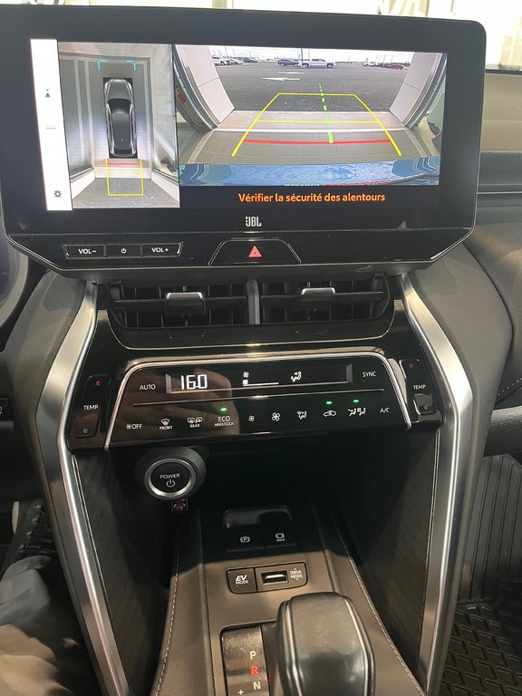 Toyota Venza HYBRIDE LIMITED 2023 à Amos, Québec - 16 - w1024h768px
