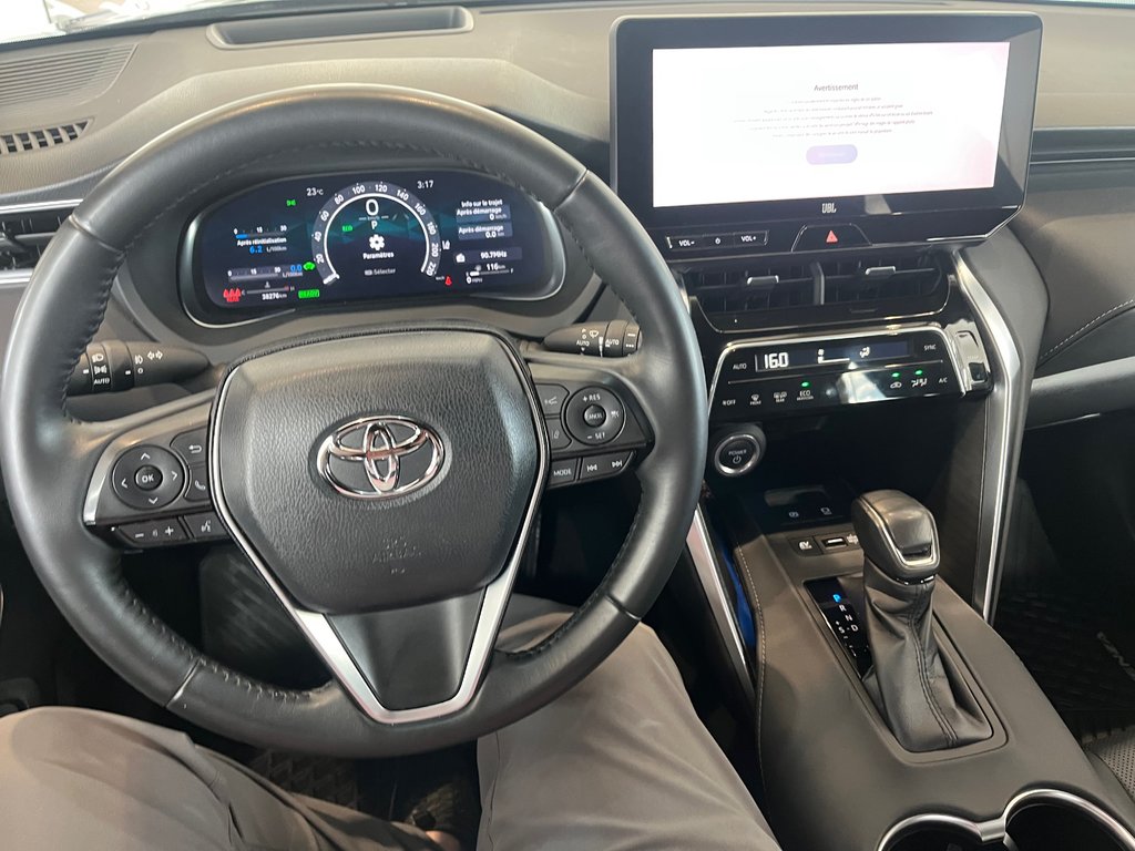 Toyota Venza HYBRIDE LIMITED 2023 à Amos, Québec - 14 - w1024h768px