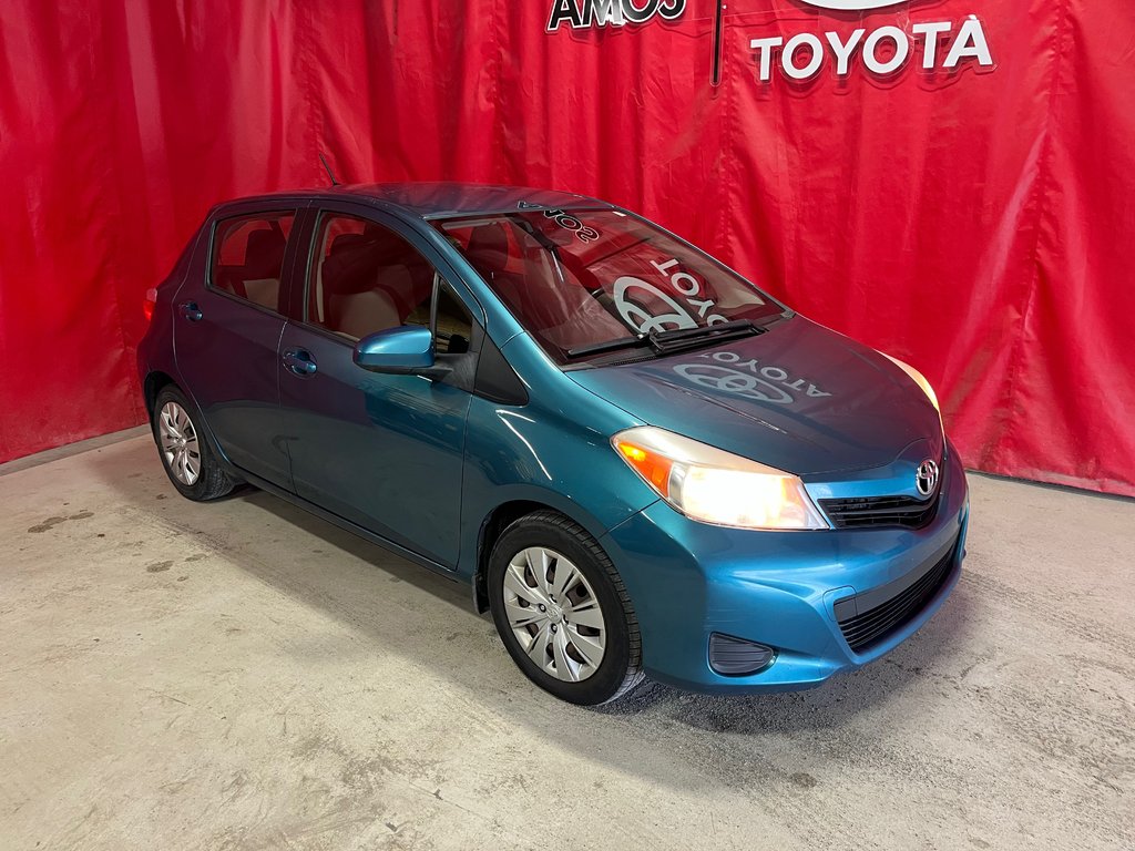 Yaris Hatchback 5DR LE 4A 2013 à Amos, Québec - 1 - w1024h768px