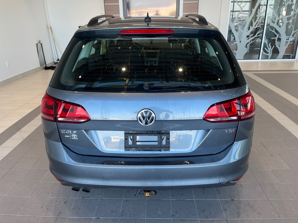 2017 Volkswagen Golf SportWagen S in Amos, Quebec - 4 - w1024h768px