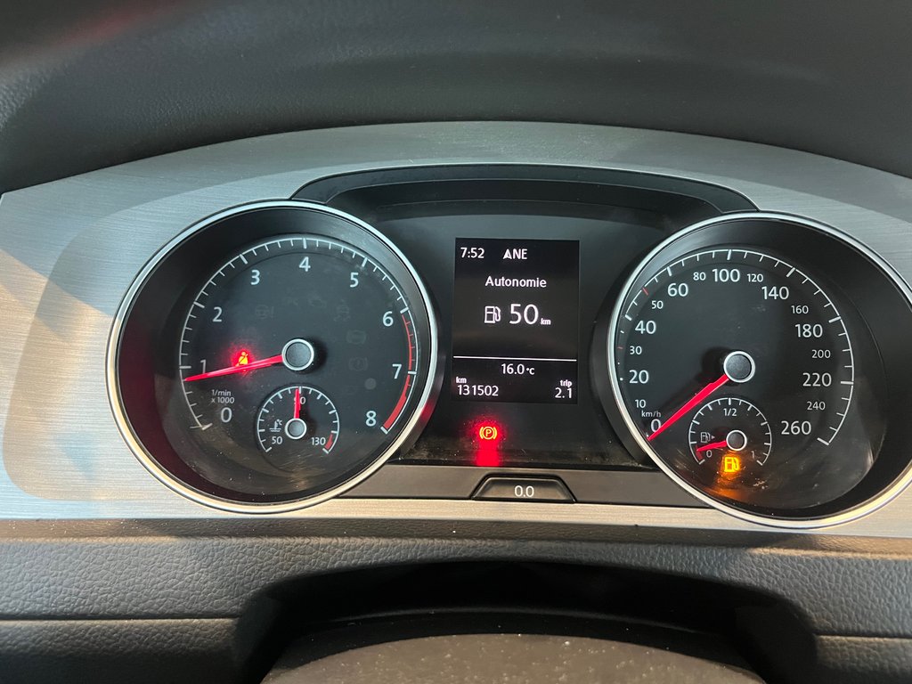 2017 Volkswagen Golf SportWagen S in Amos, Quebec - 11 - w1024h768px