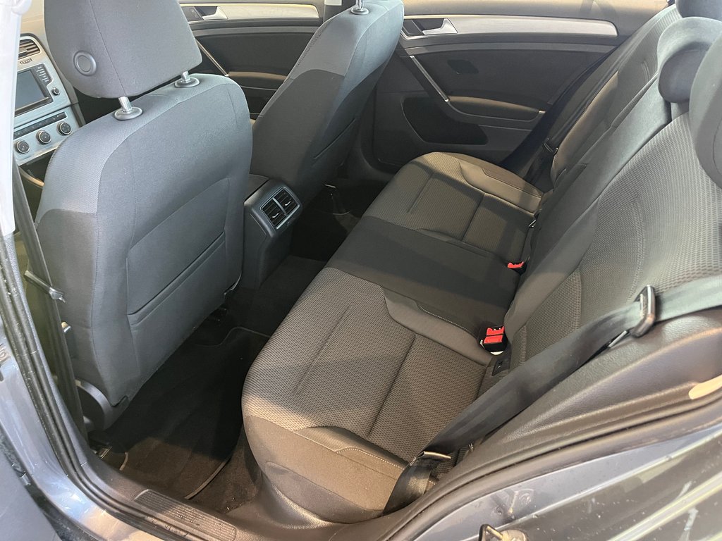2017 Volkswagen Golf SportWagen S in Amos, Quebec - 7 - w1024h768px