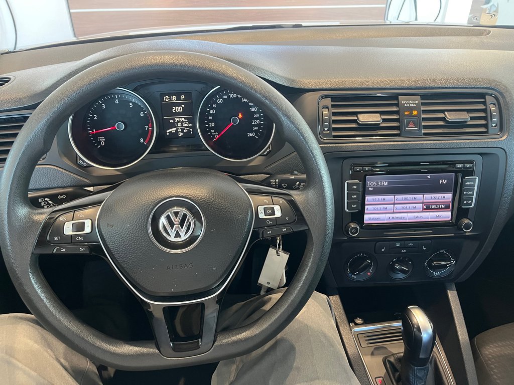 Volkswagen Jetta Sedan  2015 à Amos, Québec - 10 - w1024h768px