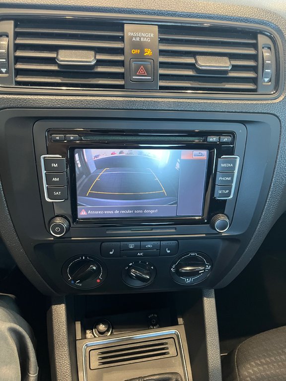 Volkswagen Jetta Sedan  2015 à Amos, Québec - 12 - w1024h768px
