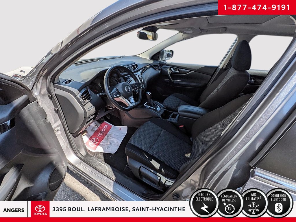 Nissan Qashqai SV 2022-6