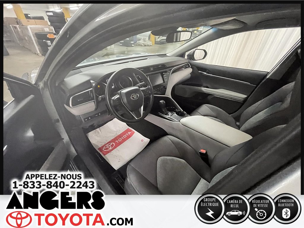 2018  Camry L in Saint-Hyacinthe, Quebec - 9 - w1024h768px