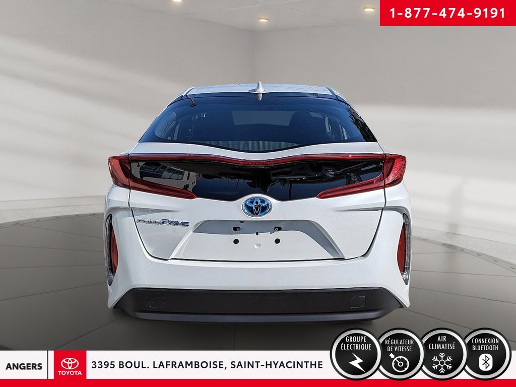 Toyota PRIUS PRIME  2022-4