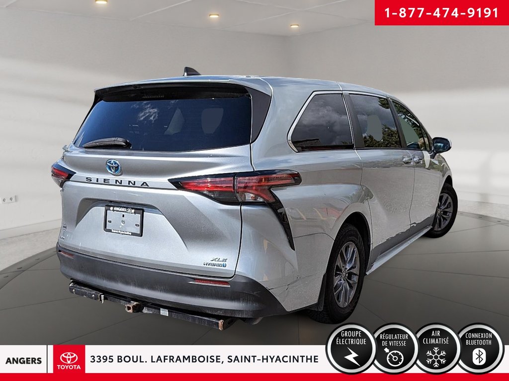 2021 Toyota Sienna XLE-3