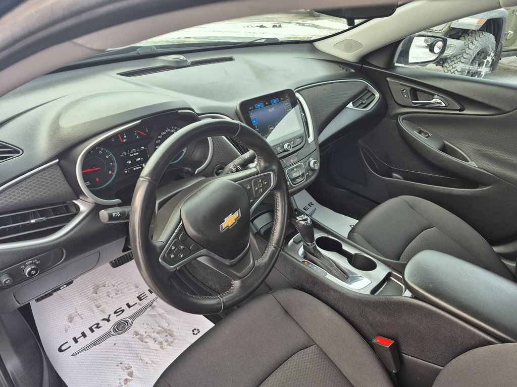 Chevrolet Malibu RS 2019 à Carleton, Québec - 13 - w1024h768px