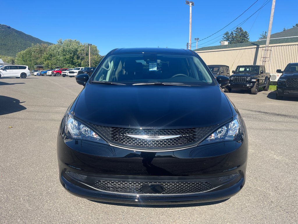 Grand Caravan SXT 2024 à Carleton, Québec - 7 - w1024h768px