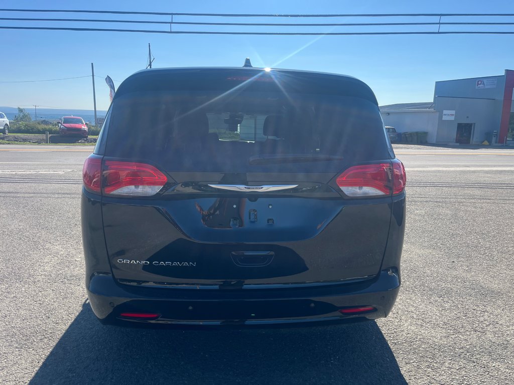 Grand Caravan SXT 2024 à Carleton, Québec - 3 - w1024h768px