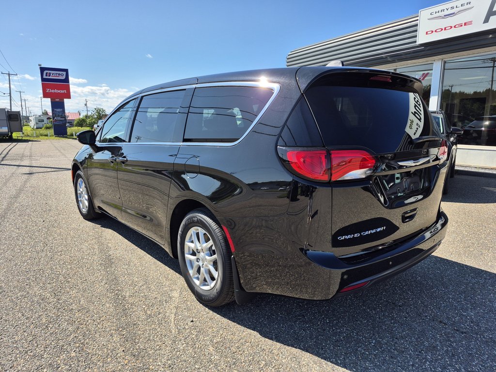 2025 Chrysler Grand Caravan SXT in Carleton, Quebec - 7 - w1024h768px