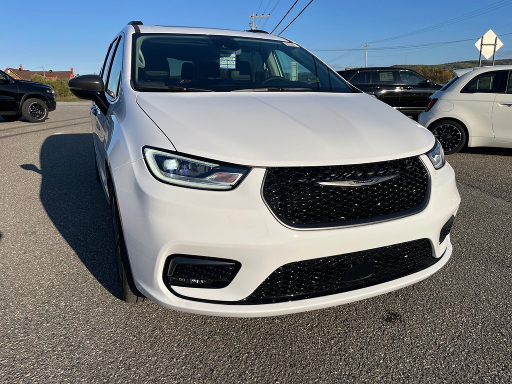 Pacifica TOURING L 2024 à Carleton, Québec - 6 - w1024h768px