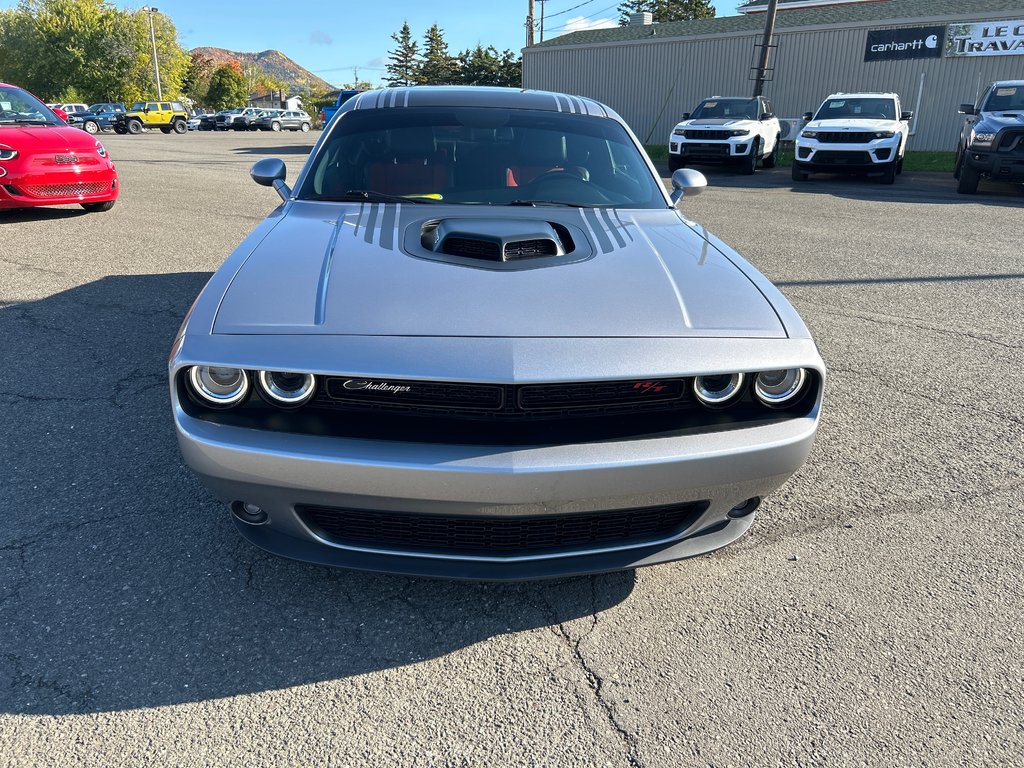 2018  Challenger R/T Shaker in Carleton, Quebec - 6 - w1024h768px