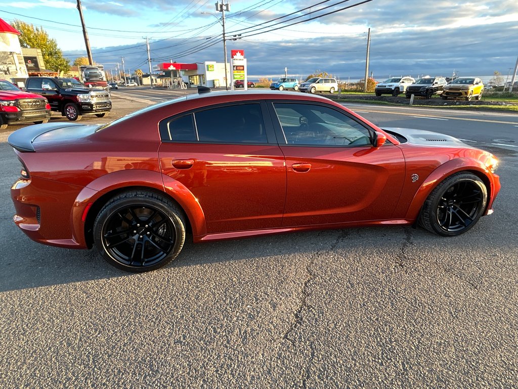 2022  Charger SRT Hellcat Widebody in Carleton, Quebec - 4 - w1024h768px