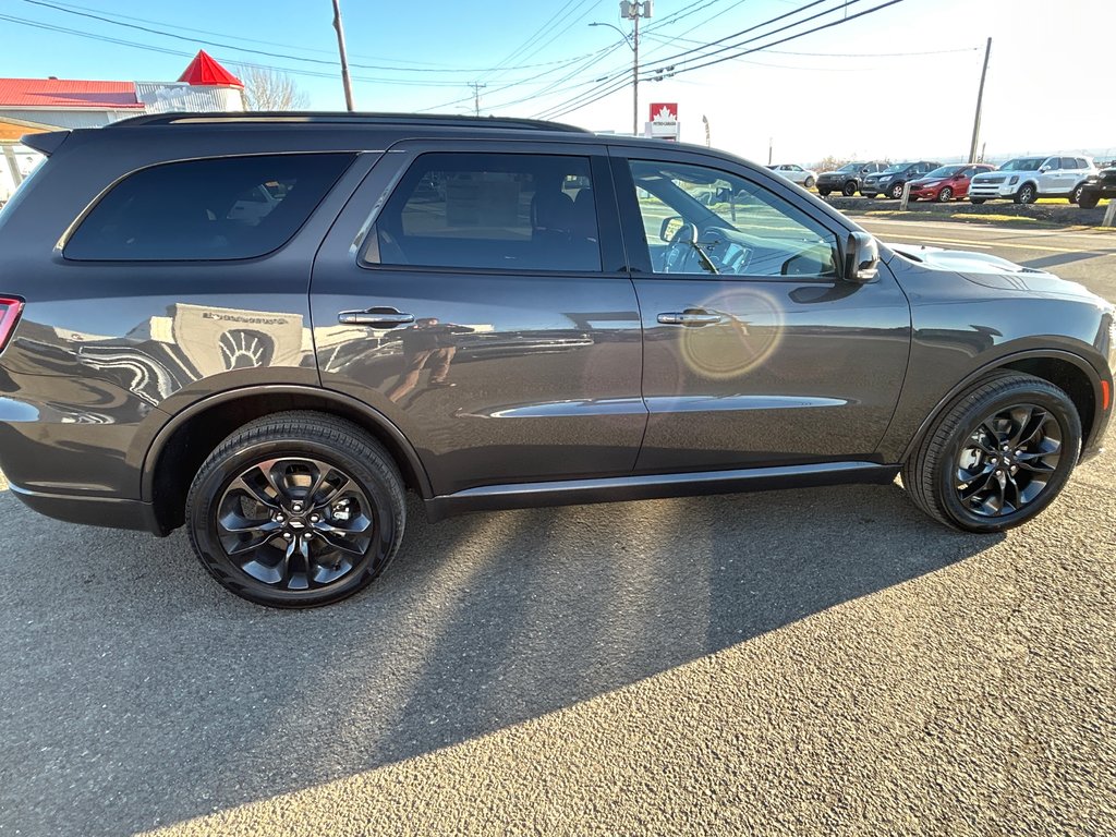 2025  Durango GT PLUS in Carleton, Quebec - 4 - w1024h768px